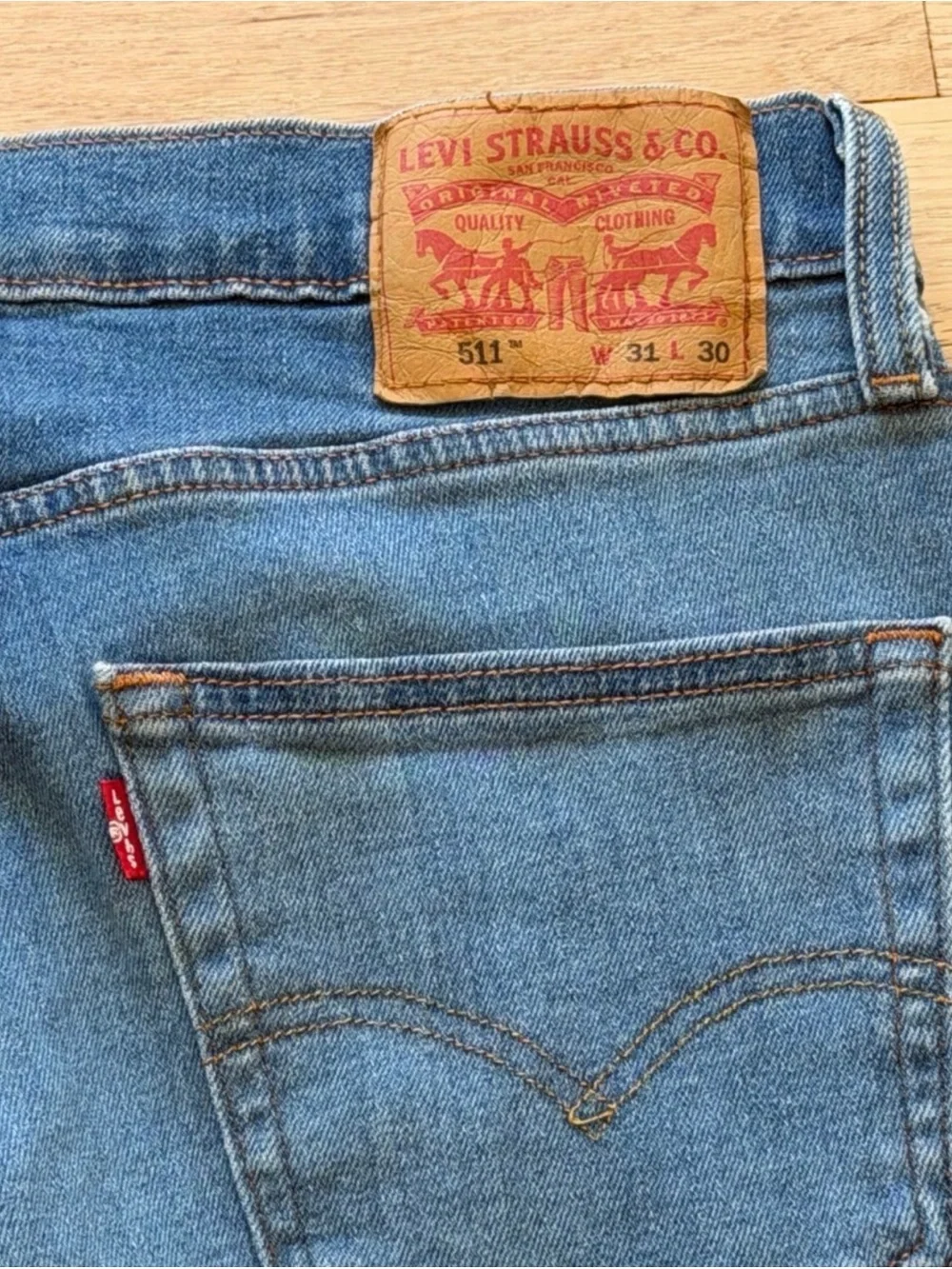 Levis levis 511